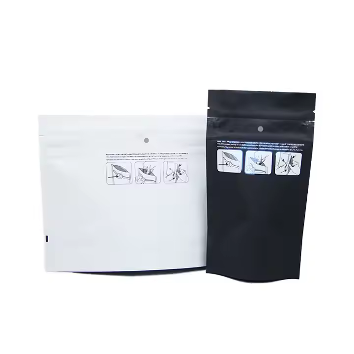 Stand Up Ziplock Mylar Bags – Smell Proof (3.5g/7g/14g/28g)